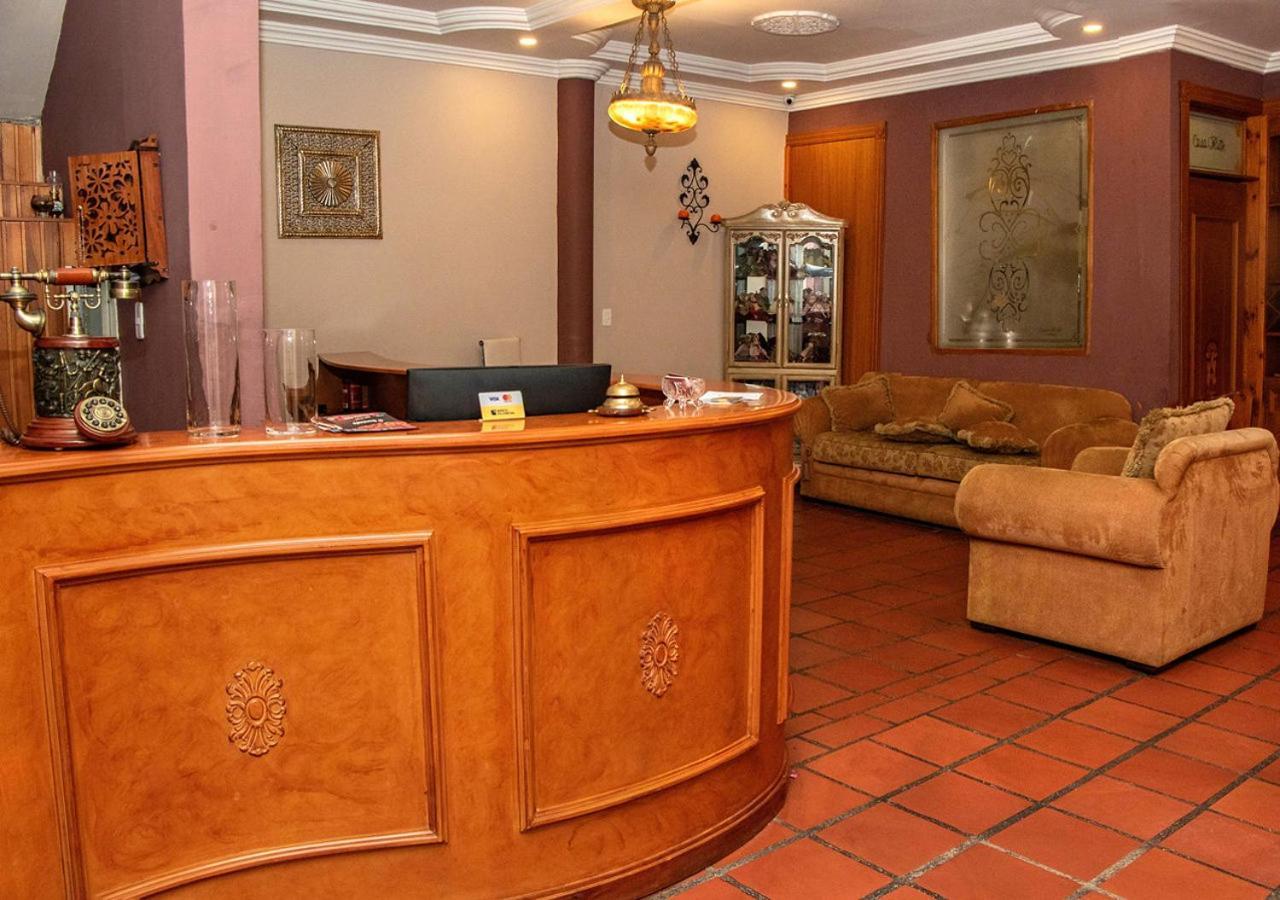 Hotel Boutique Casa Ruth En Cuenca Ngoại thất bức ảnh