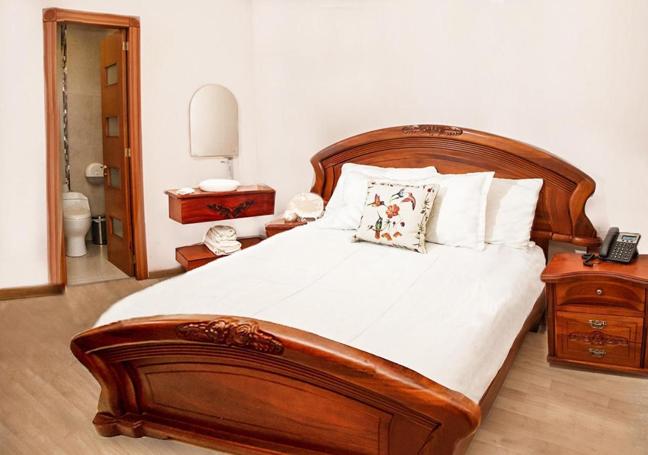 Hotel Boutique Casa Ruth En Cuenca Ngoại thất bức ảnh