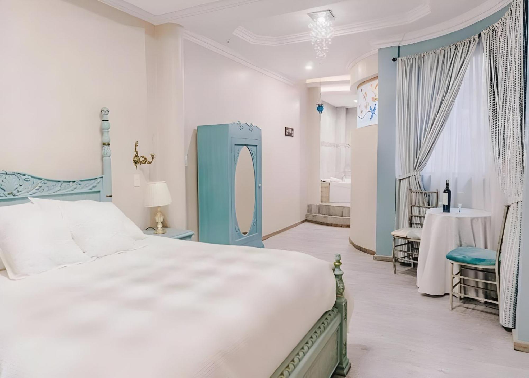 Hotel Boutique Casa Ruth En Cuenca Ngoại thất bức ảnh