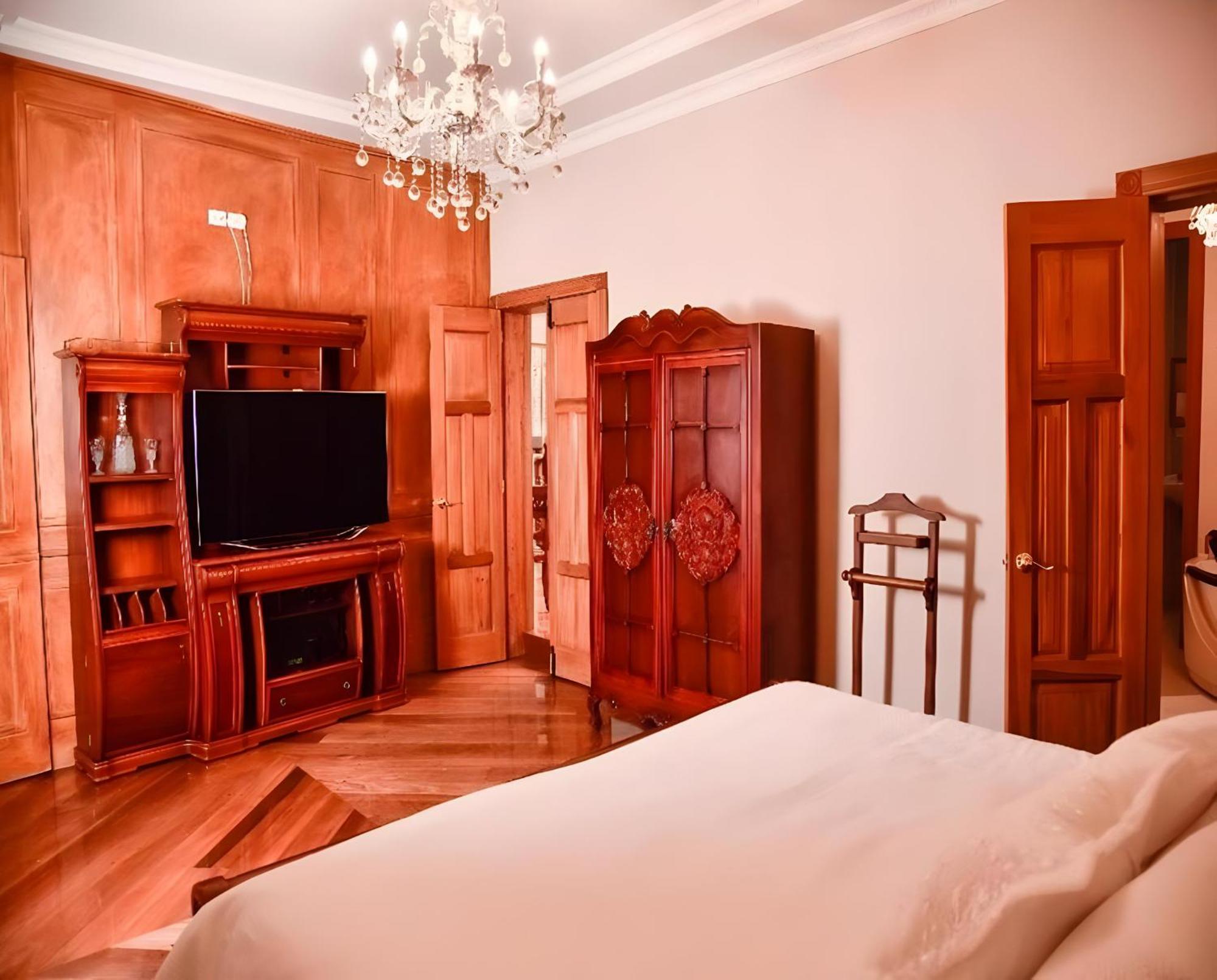 Hotel Boutique Casa Ruth En Cuenca Ngoại thất bức ảnh