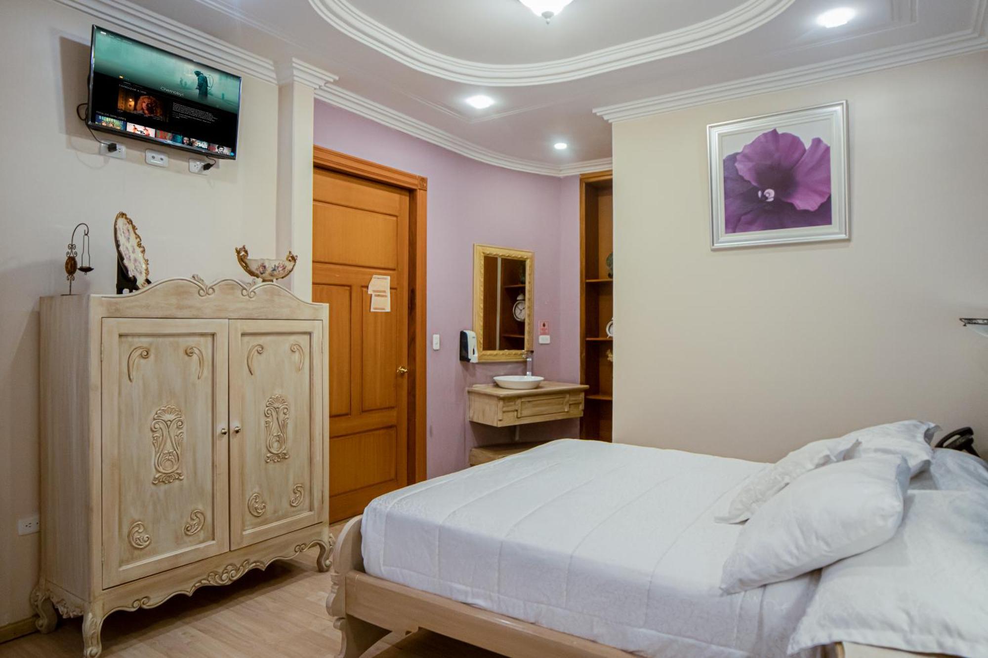 Hotel Boutique Casa Ruth En Cuenca Ngoại thất bức ảnh